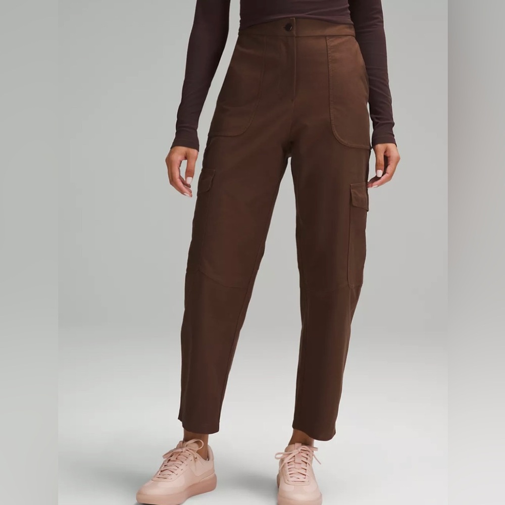 Light Utilitech Cargo Pocket High-Rise Pant